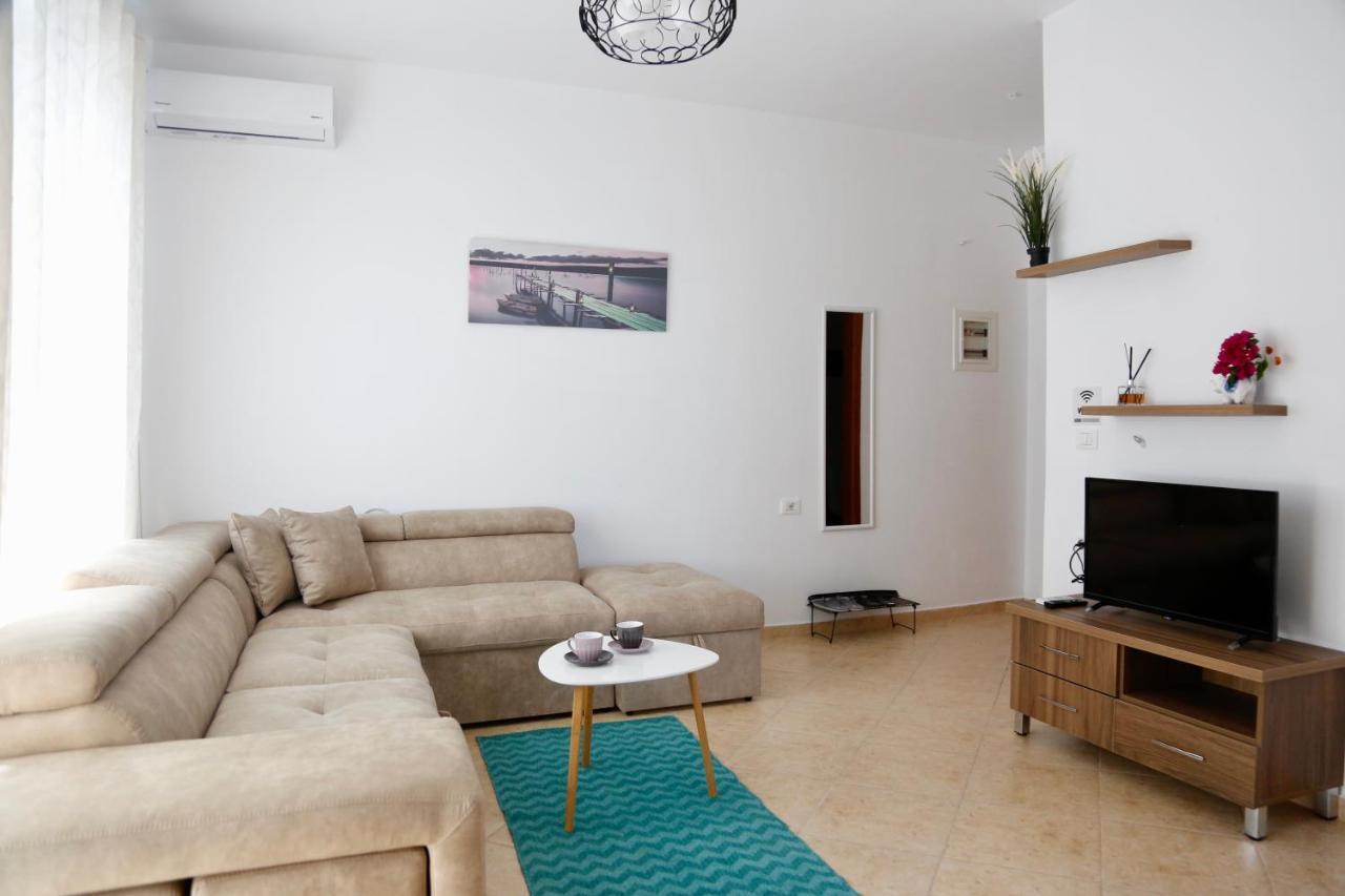 Sea La Vie Apartments Sarandë Eksteriør billede